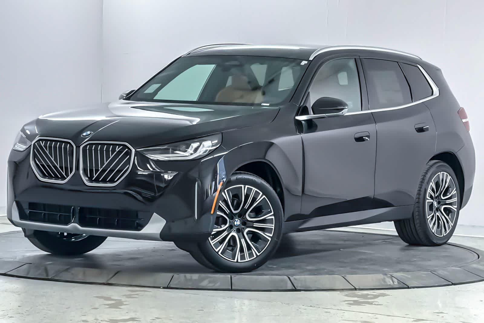 Thumbnail: 2026 BMW X3 - 1
