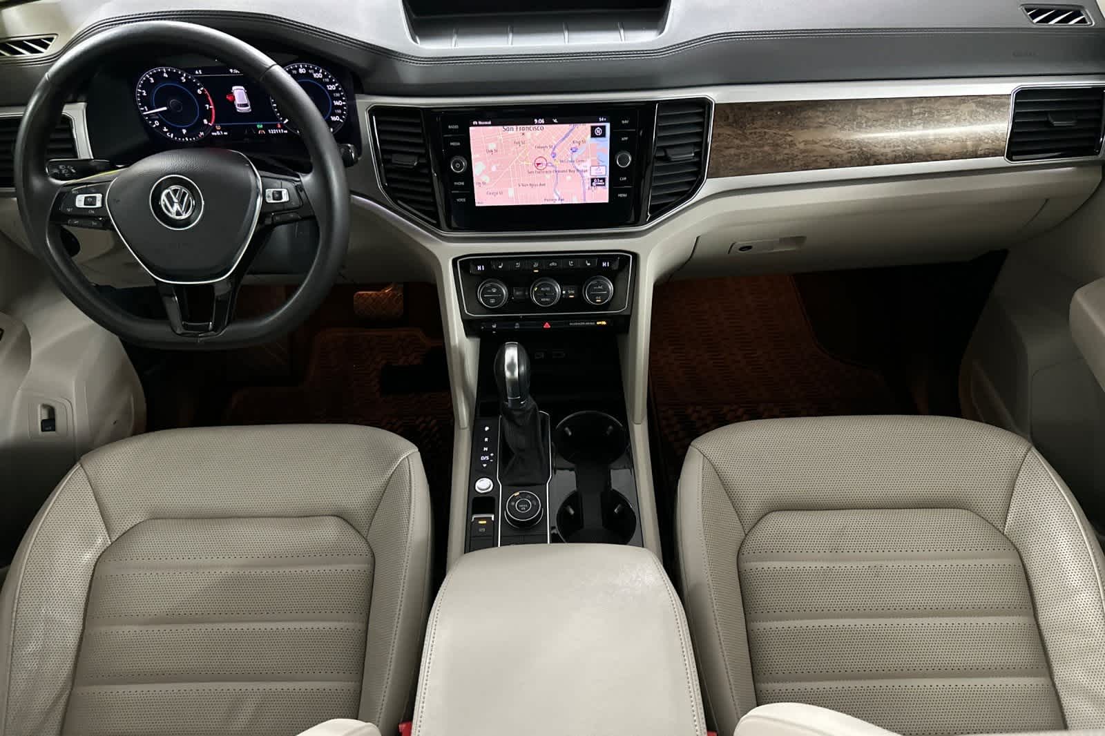 Thumbnail: 2018 Volkswagen Atlas - 3