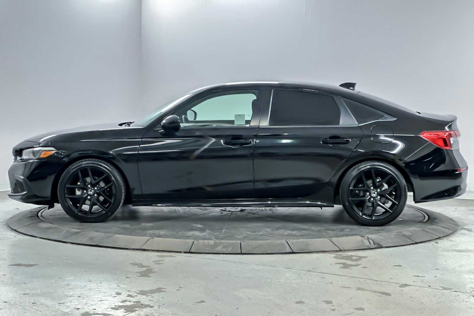 Thumbnail: 2023 Honda Civic - 5