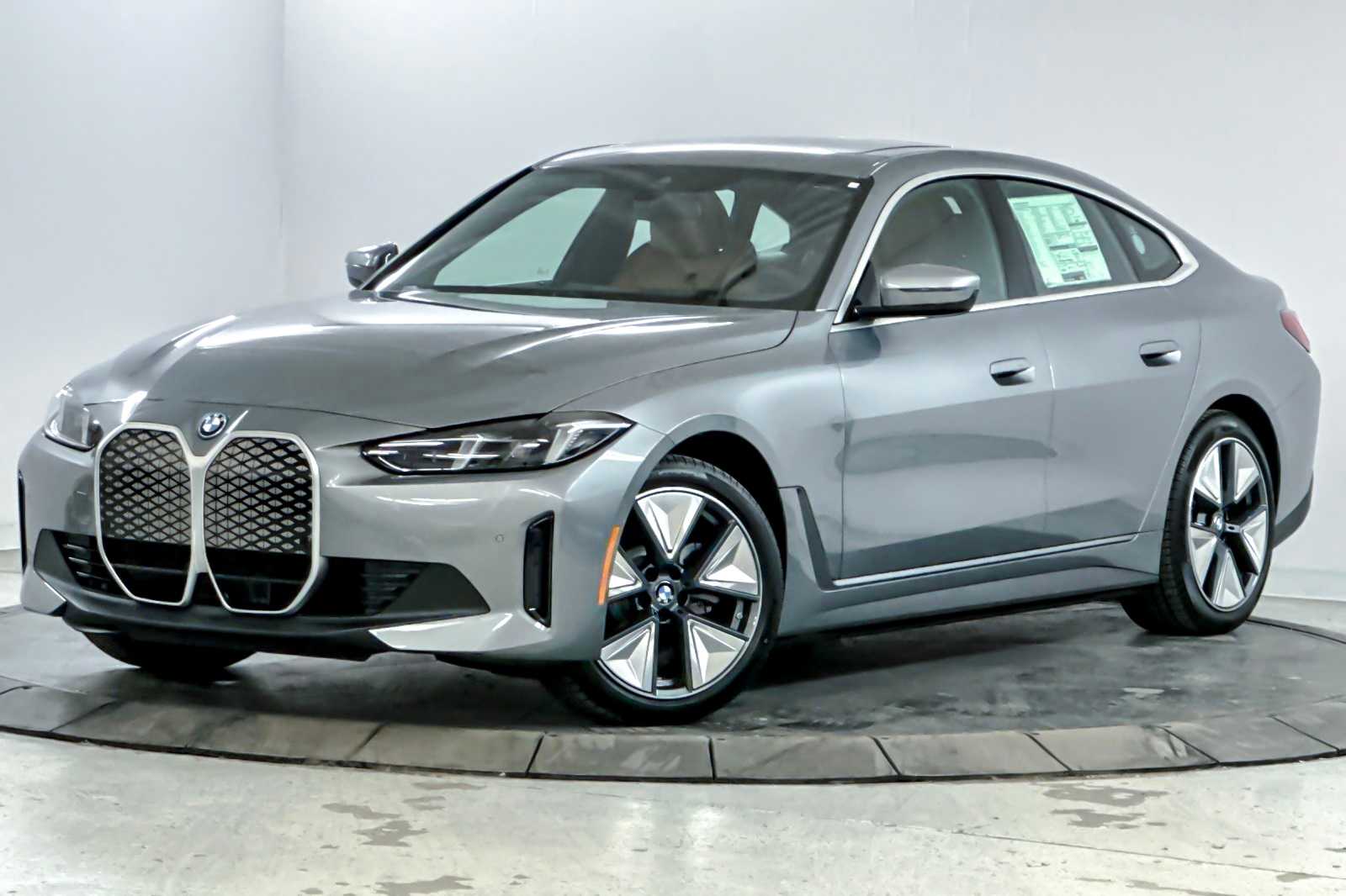 Thumbnail: 2025 BMW i4 - 1