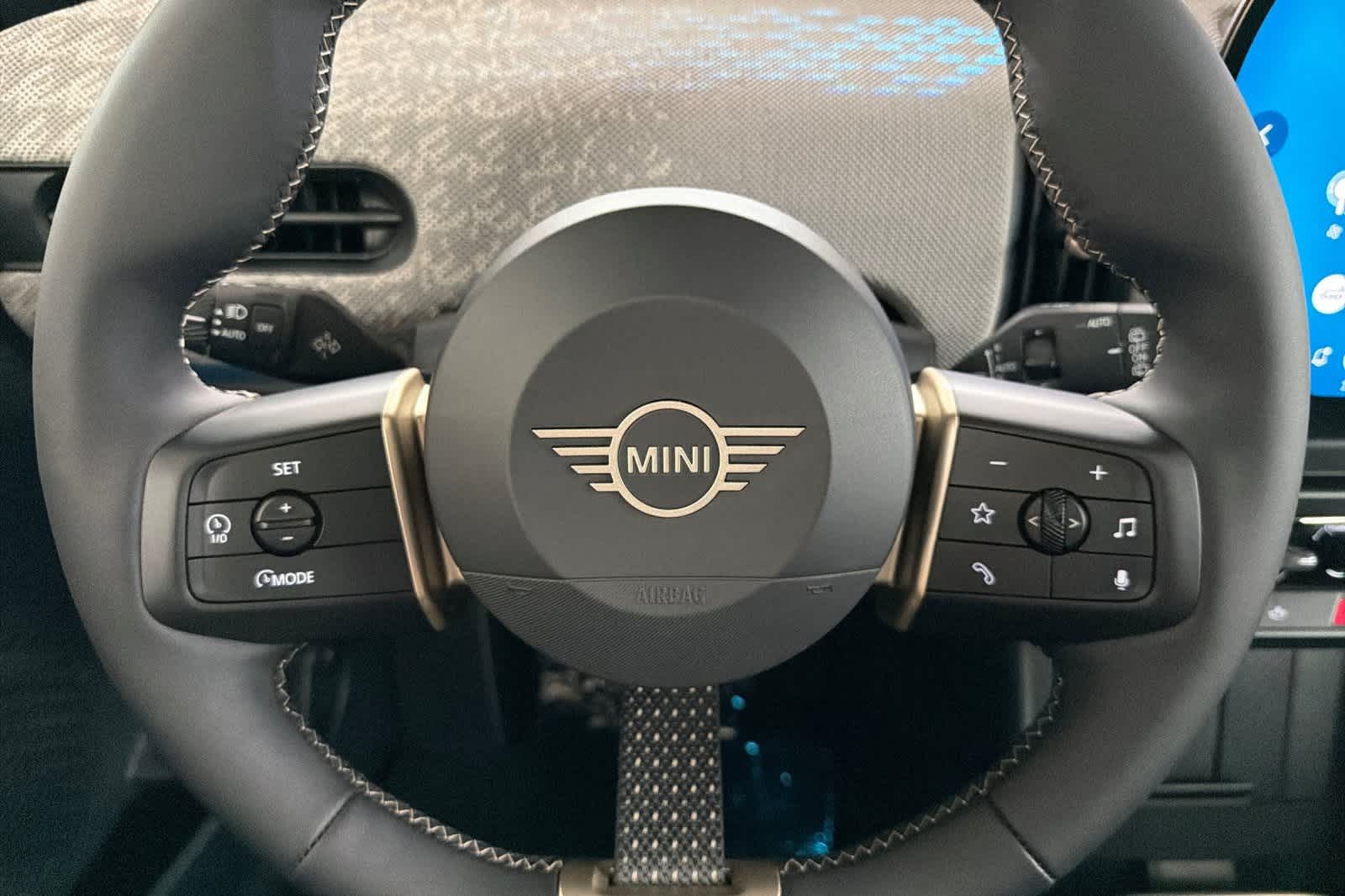 Thumbnail: 2025 MINI Cooper Hardtop - 23