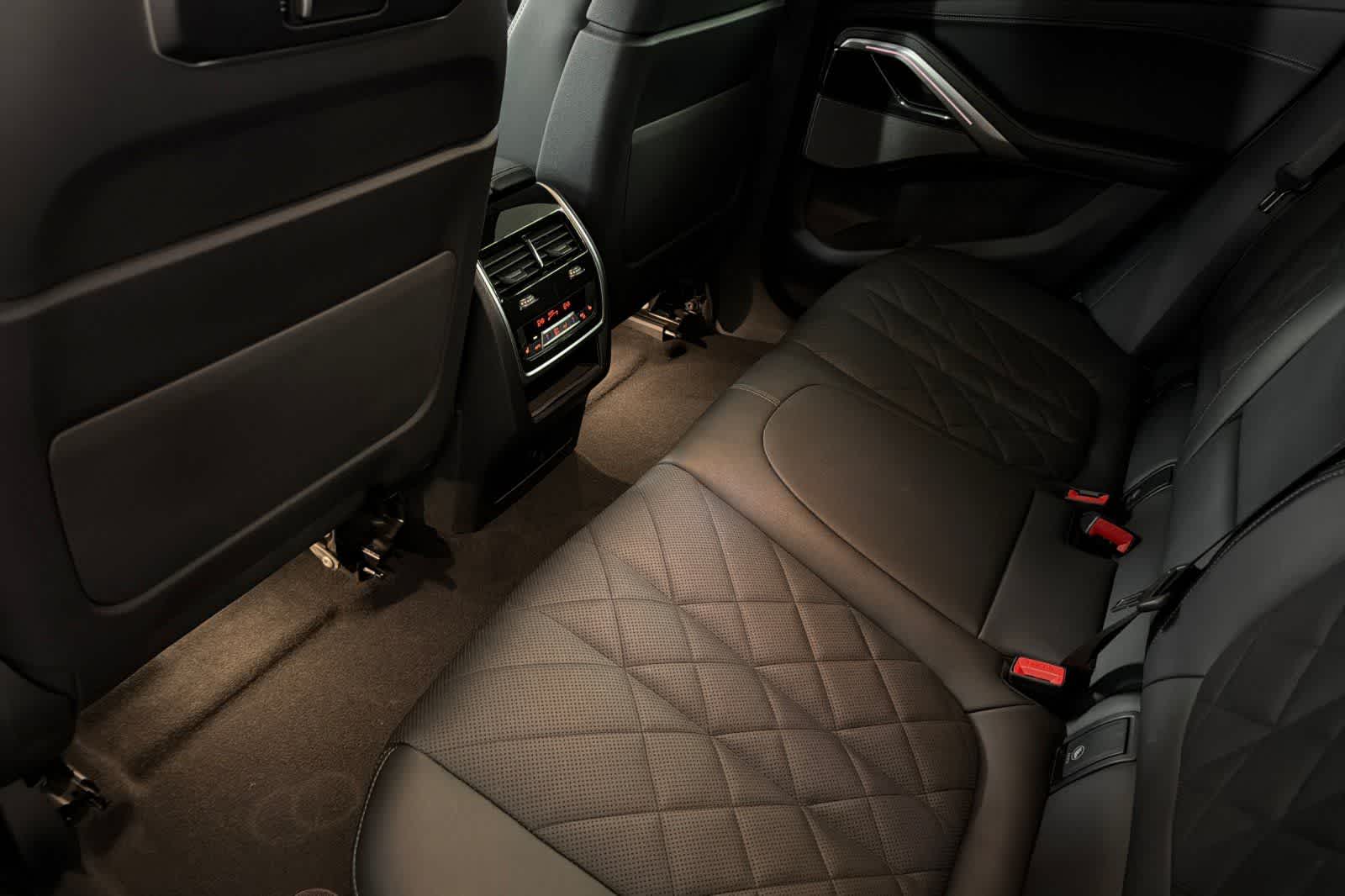 Thumbnail: 2024 BMW X6 - 4