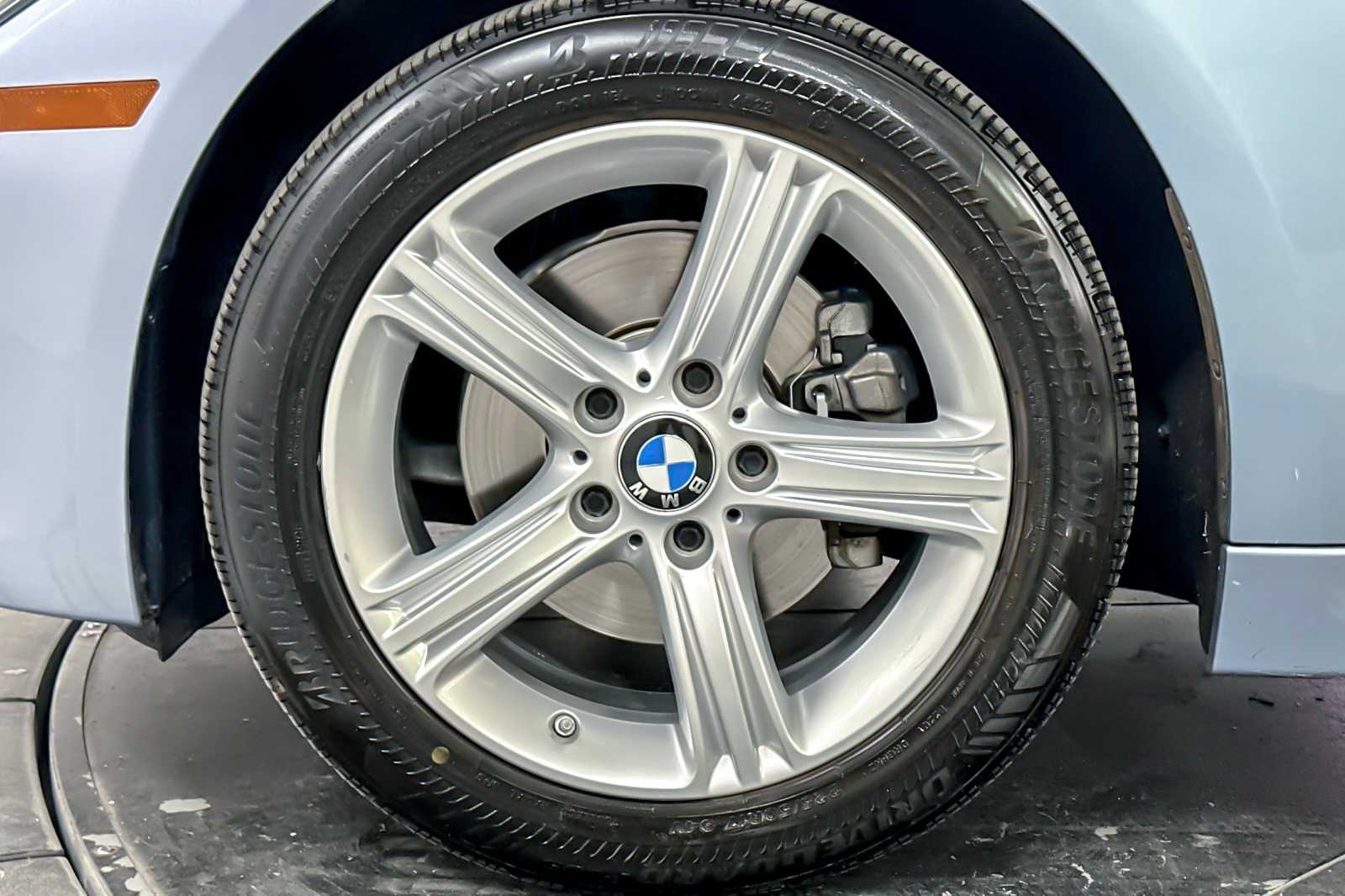 Thumbnail: 2014 BMW 3 Series - 25