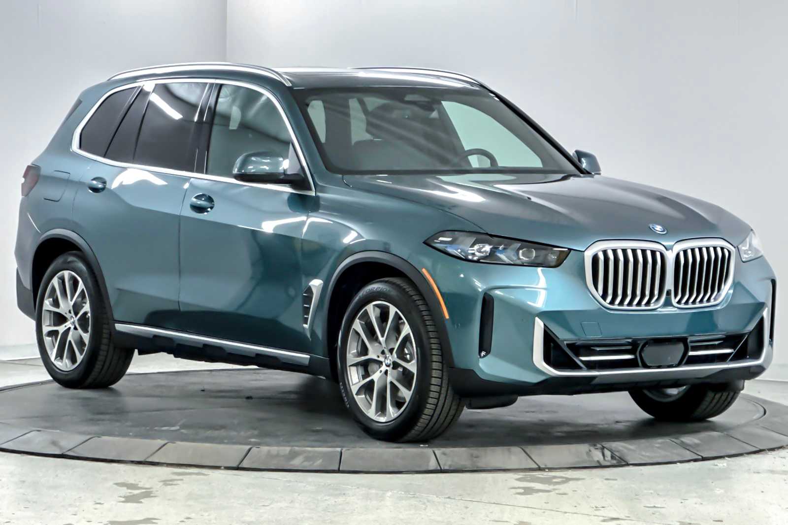 Thumbnail: 2026 BMW X5 - 9