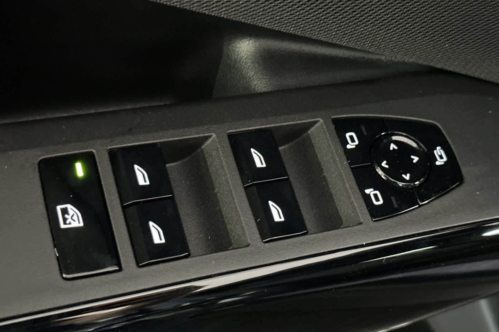Thumbnail: 2026 BMW X3 - 13