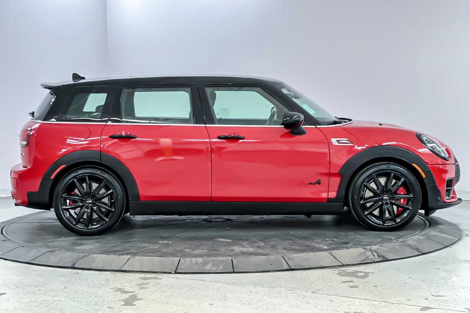Thumbnail: 2024 MINI Cooper Clubman - 8