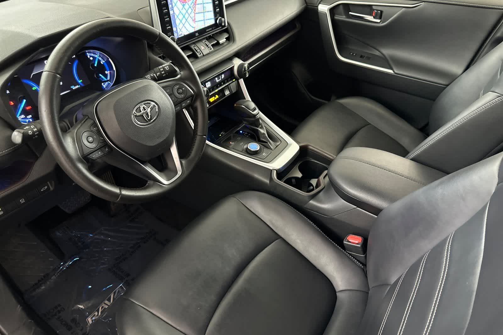 Thumbnail: 2019 Toyota RAV4 - 11