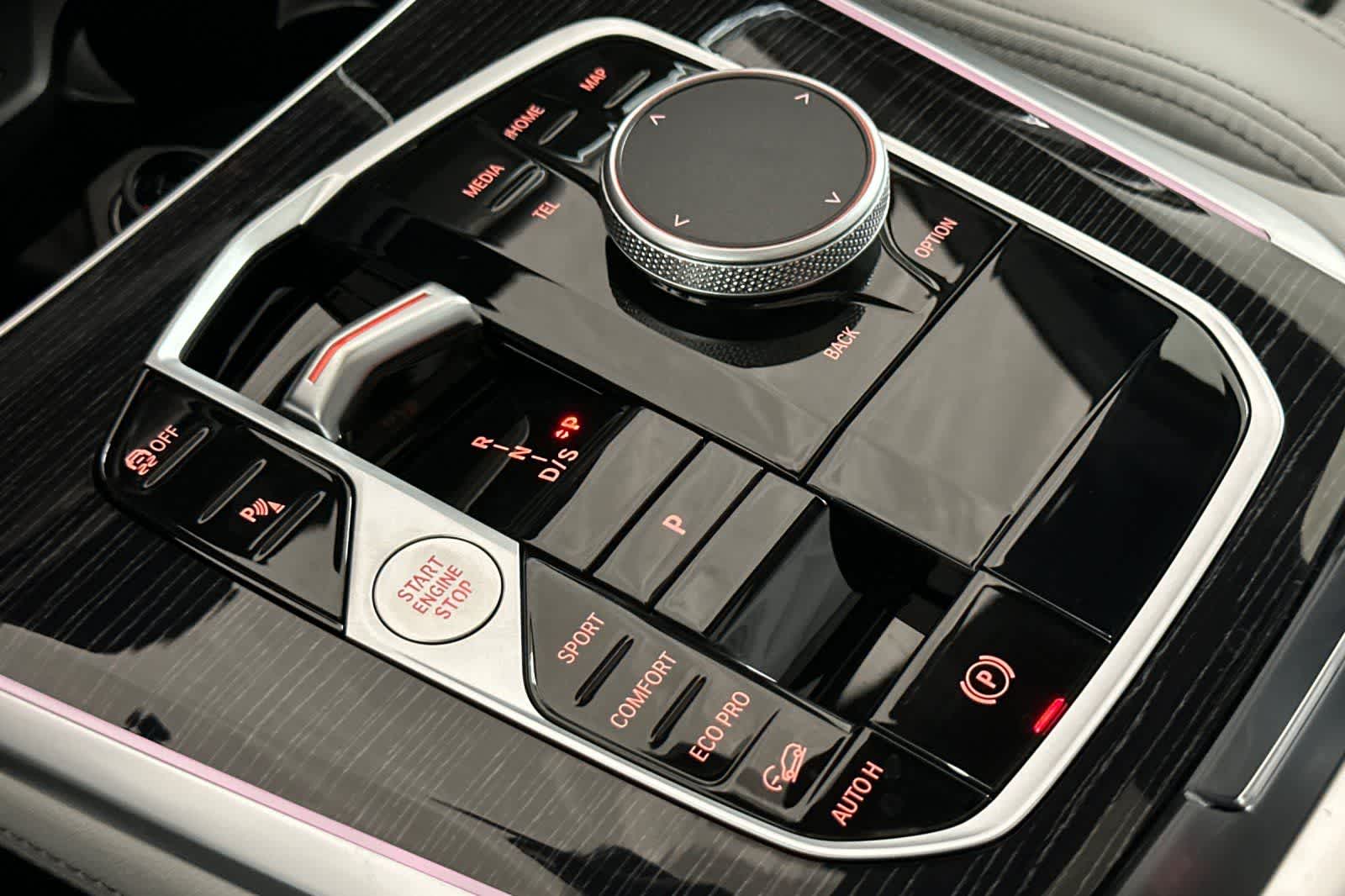 Thumbnail: 2026 BMW X5 - 22
