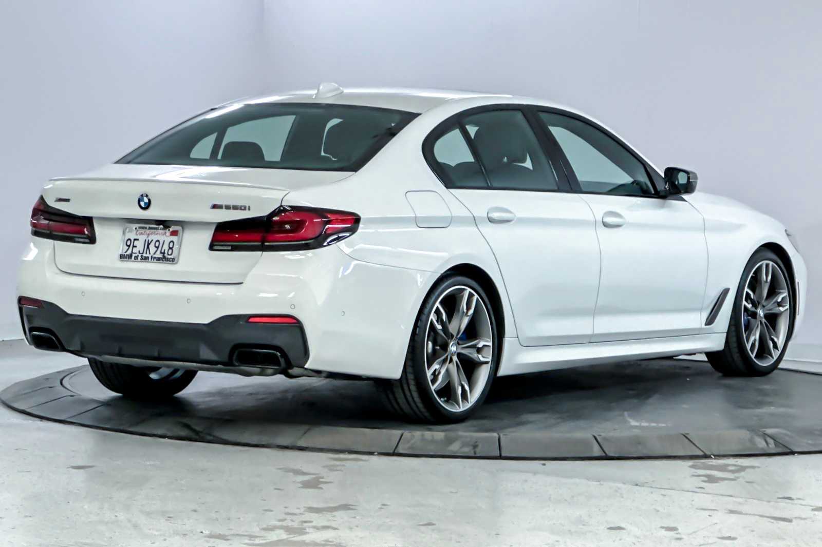Thumbnail: 2023 BMW 5 Series - 2