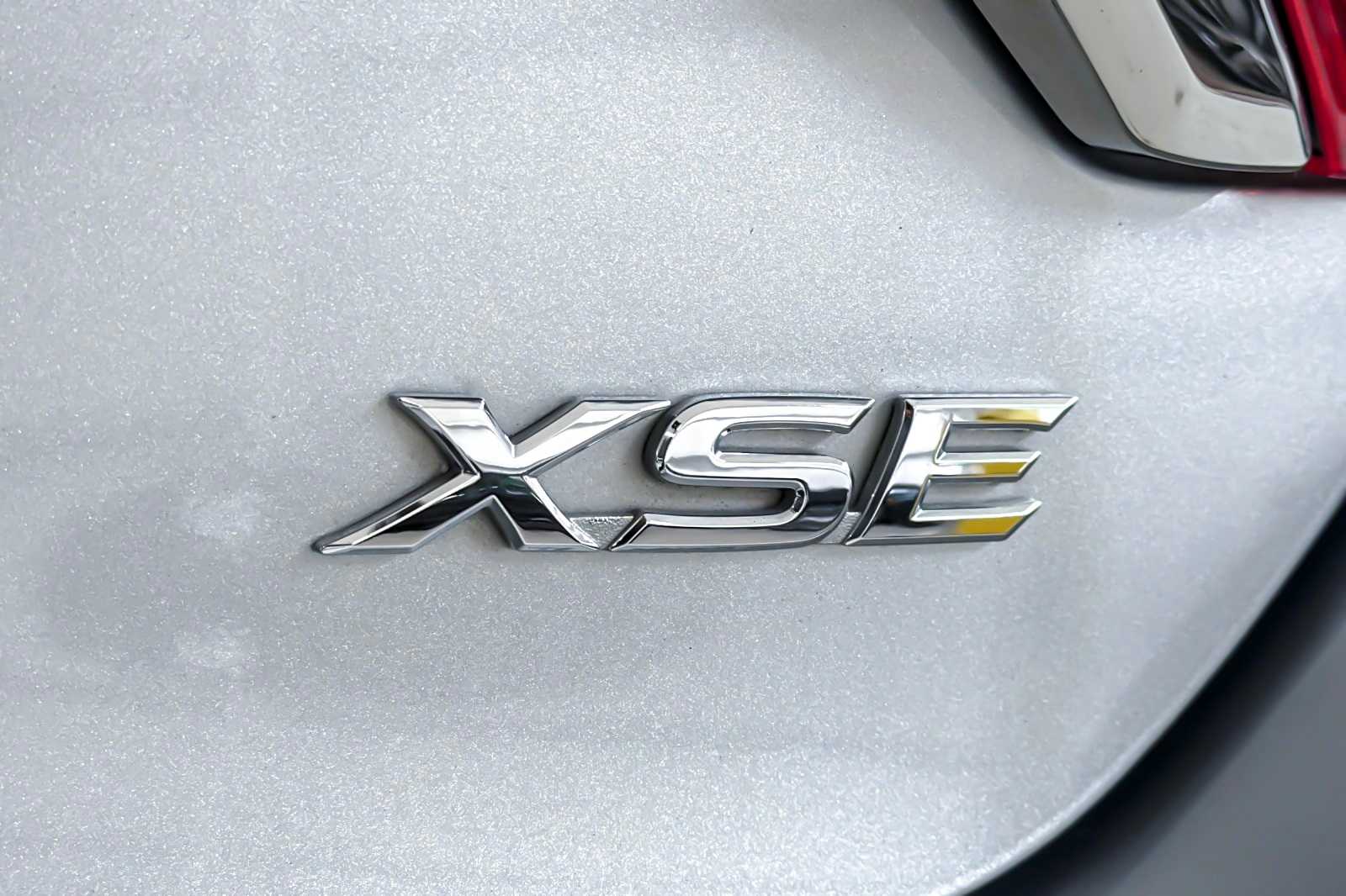 Thumbnail: 2016 Toyota Camry - 26