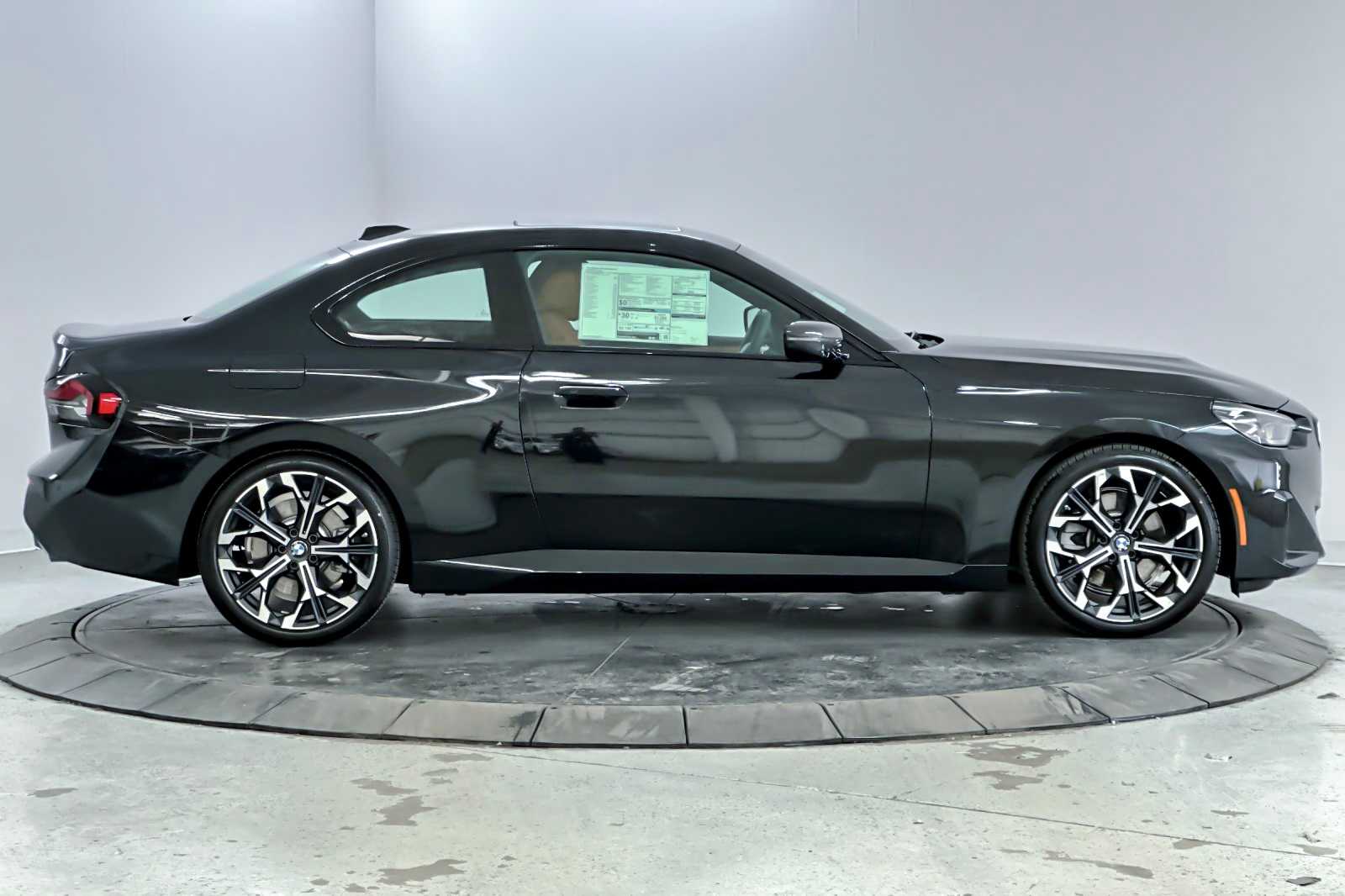 Thumbnail: 2025 BMW 2 Series - 8