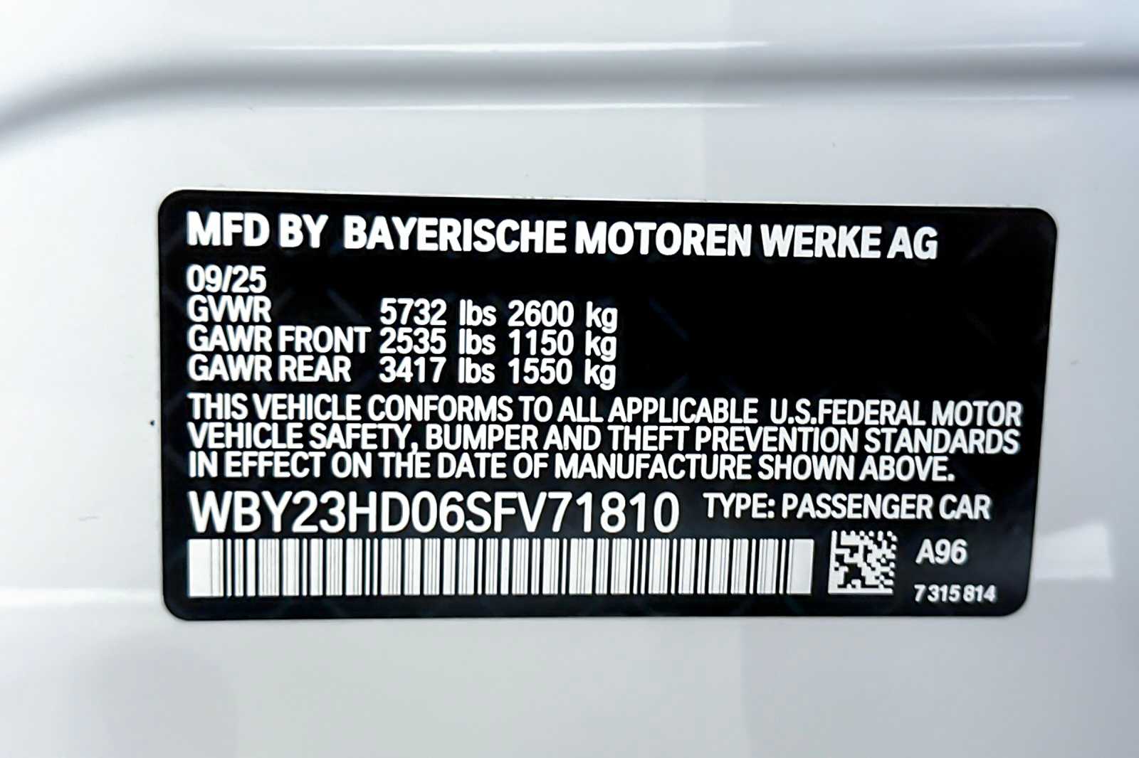 Thumbnail: 2025 BMW i4 - 26