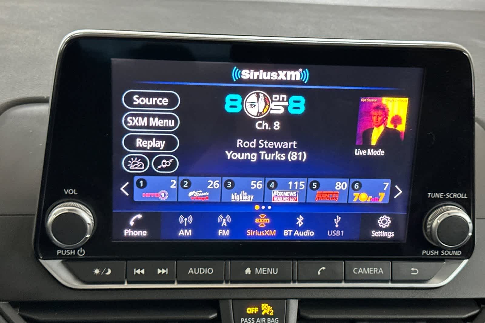 Thumbnail: 2022 Nissan Altima - 17