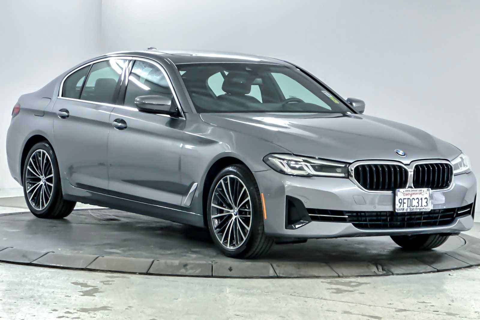 Thumbnail: 2023 BMW 5 Series - 9