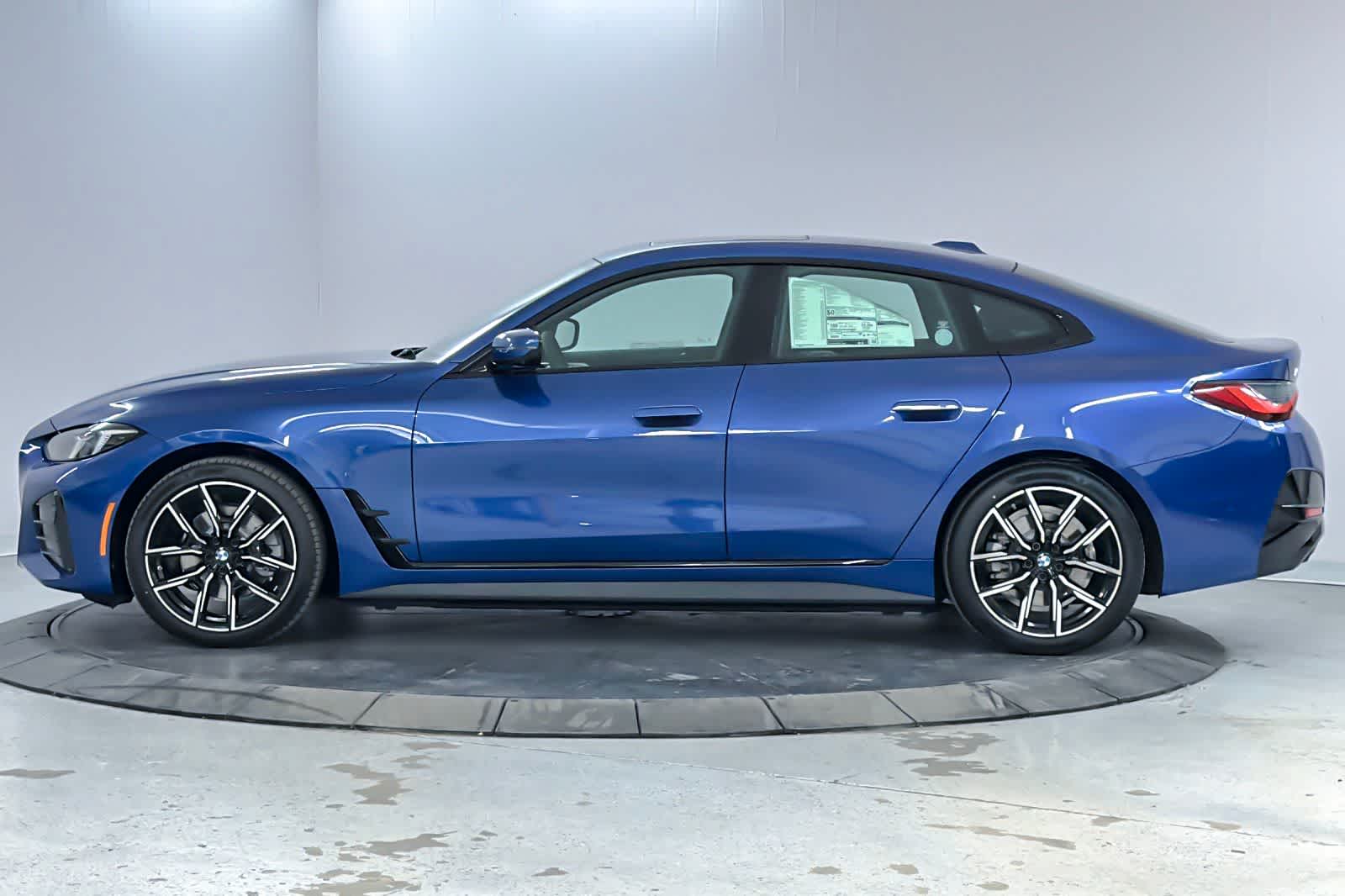 Thumbnail: 2026 BMW i4 - 5