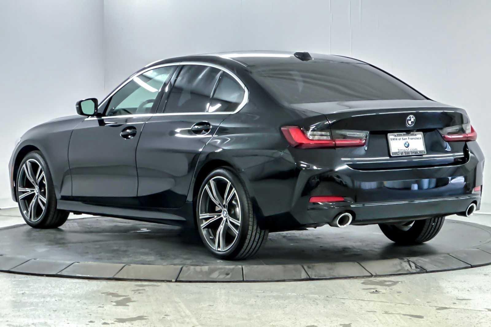 Thumbnail: 2024 BMW 3 Series - 6