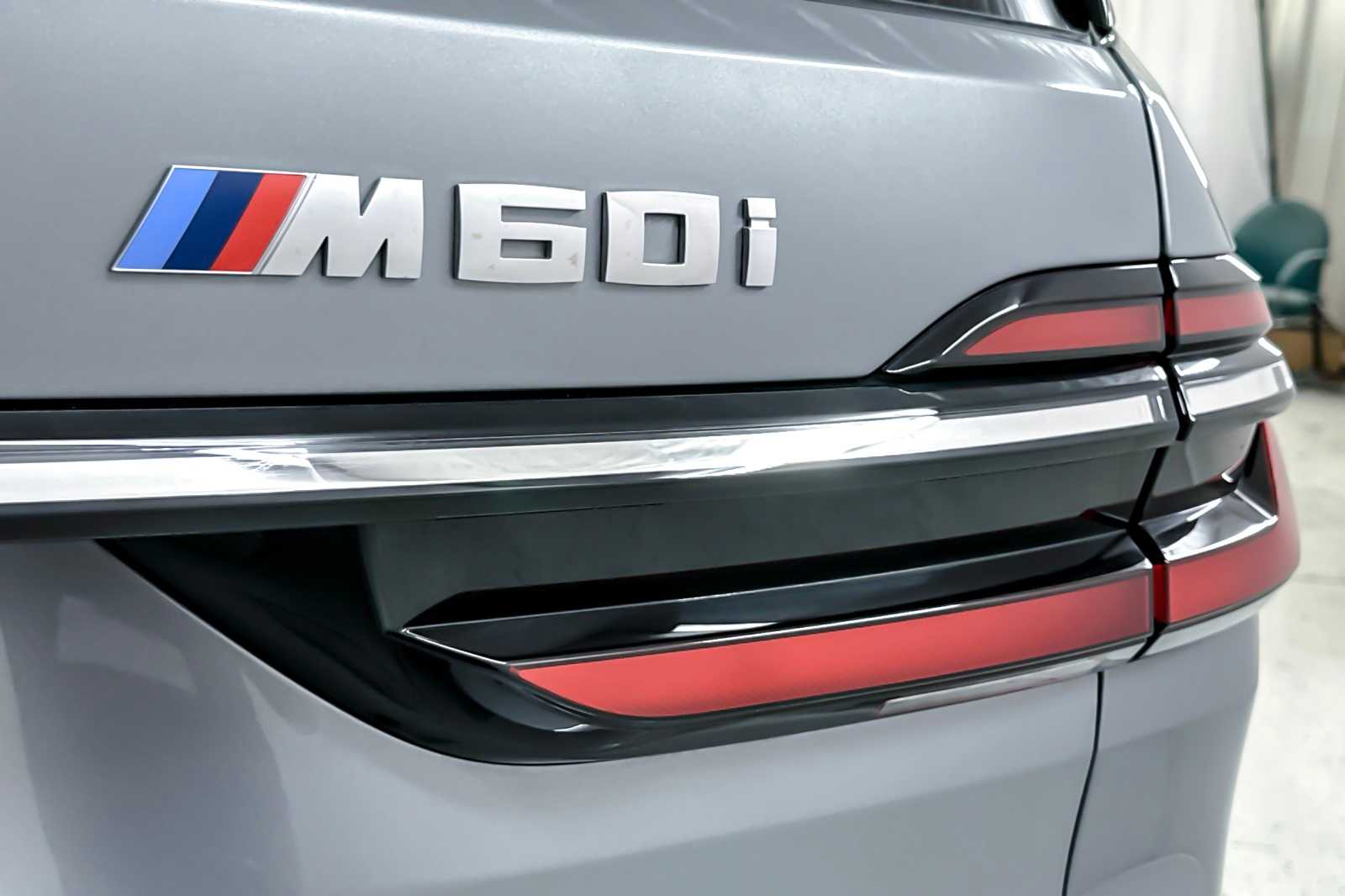 Thumbnail: 2023 BMW X7 - 28