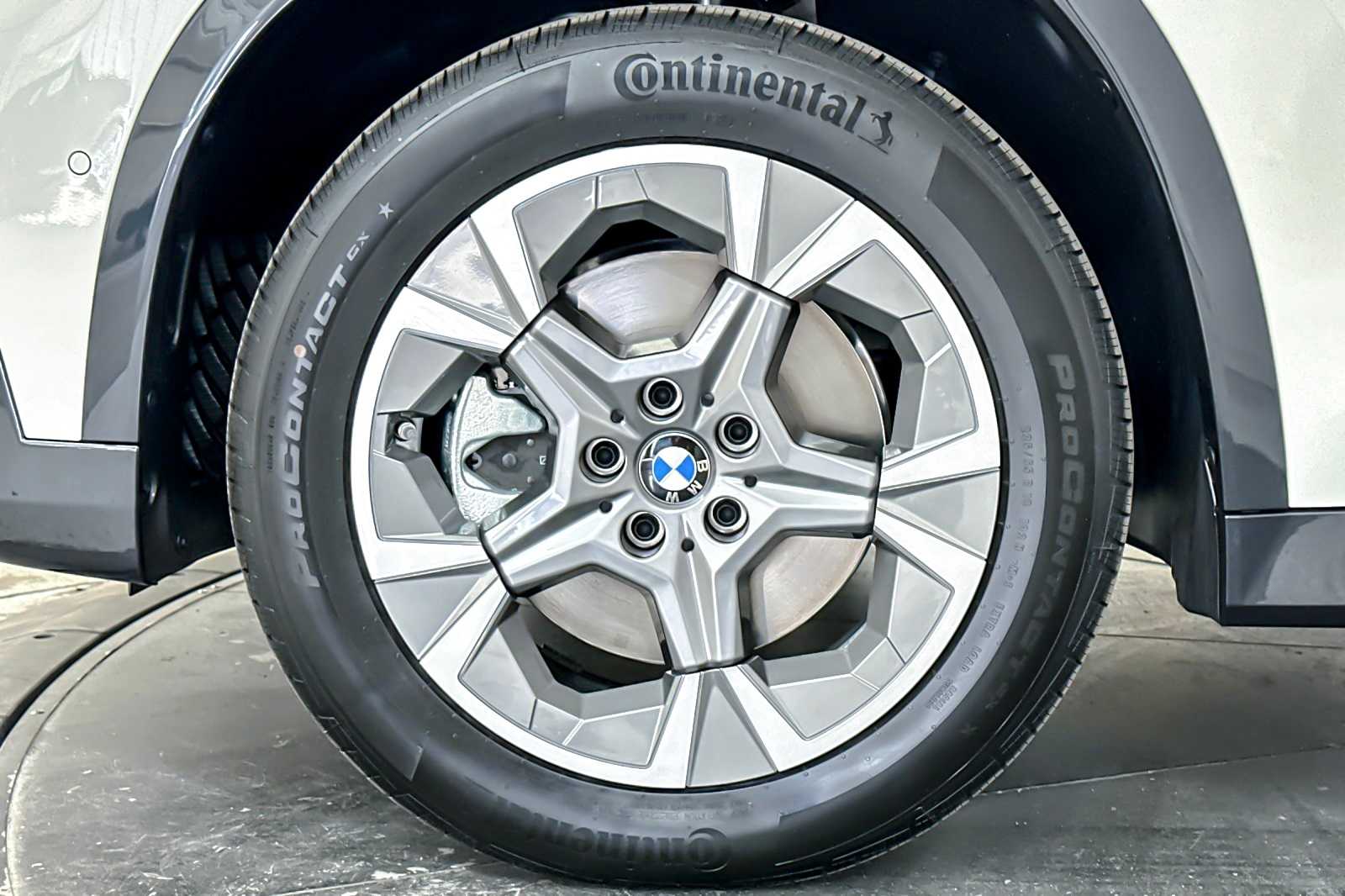 Thumbnail: 2025 BMW X1 - 25