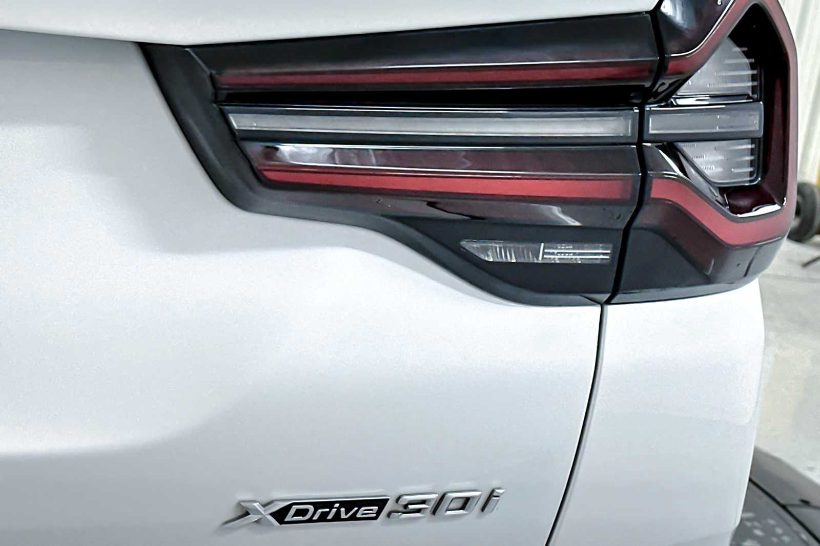 Thumbnail: 2022 BMW X3 - 28