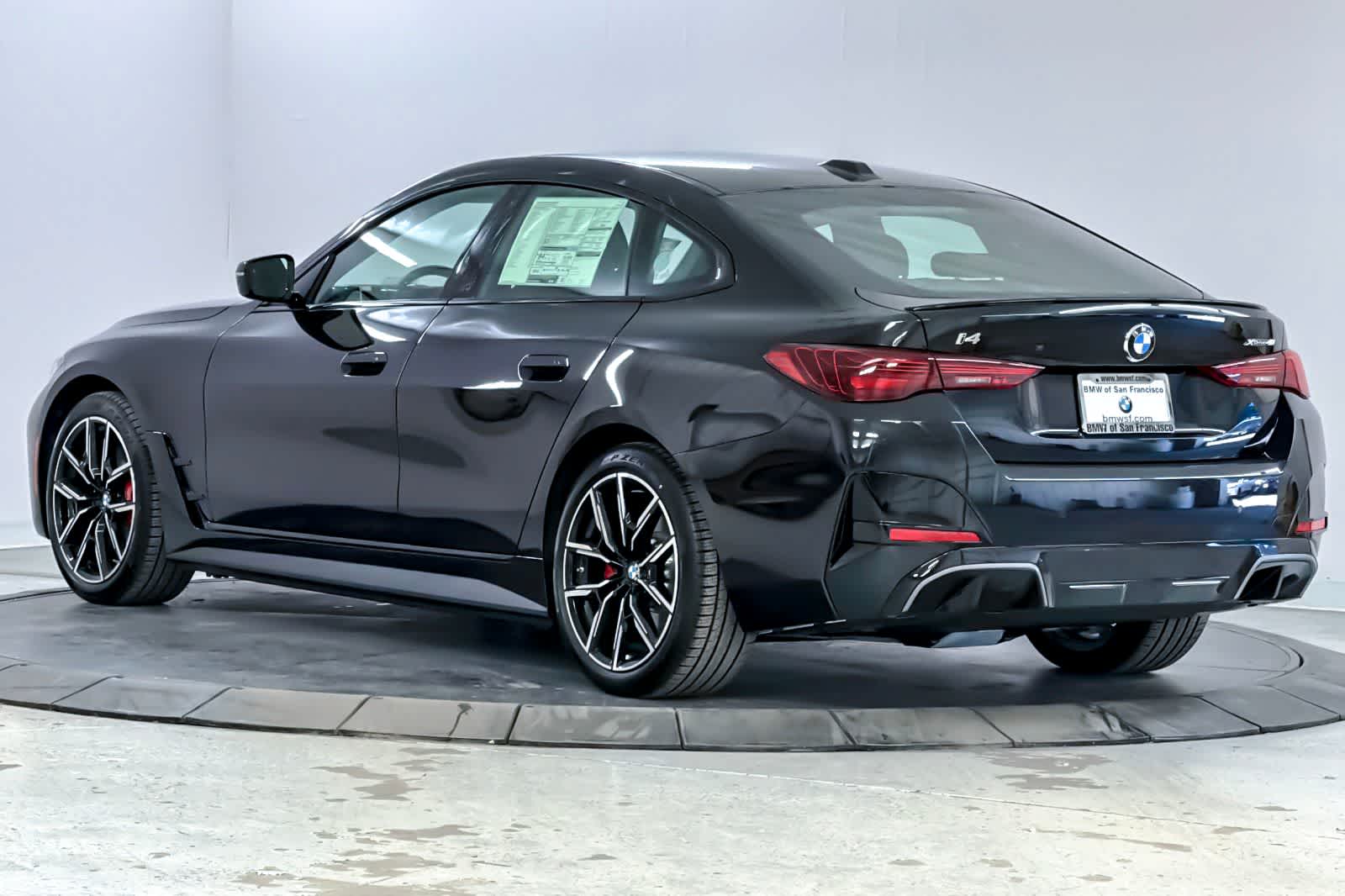 Thumbnail: 2026 BMW i4 - 6