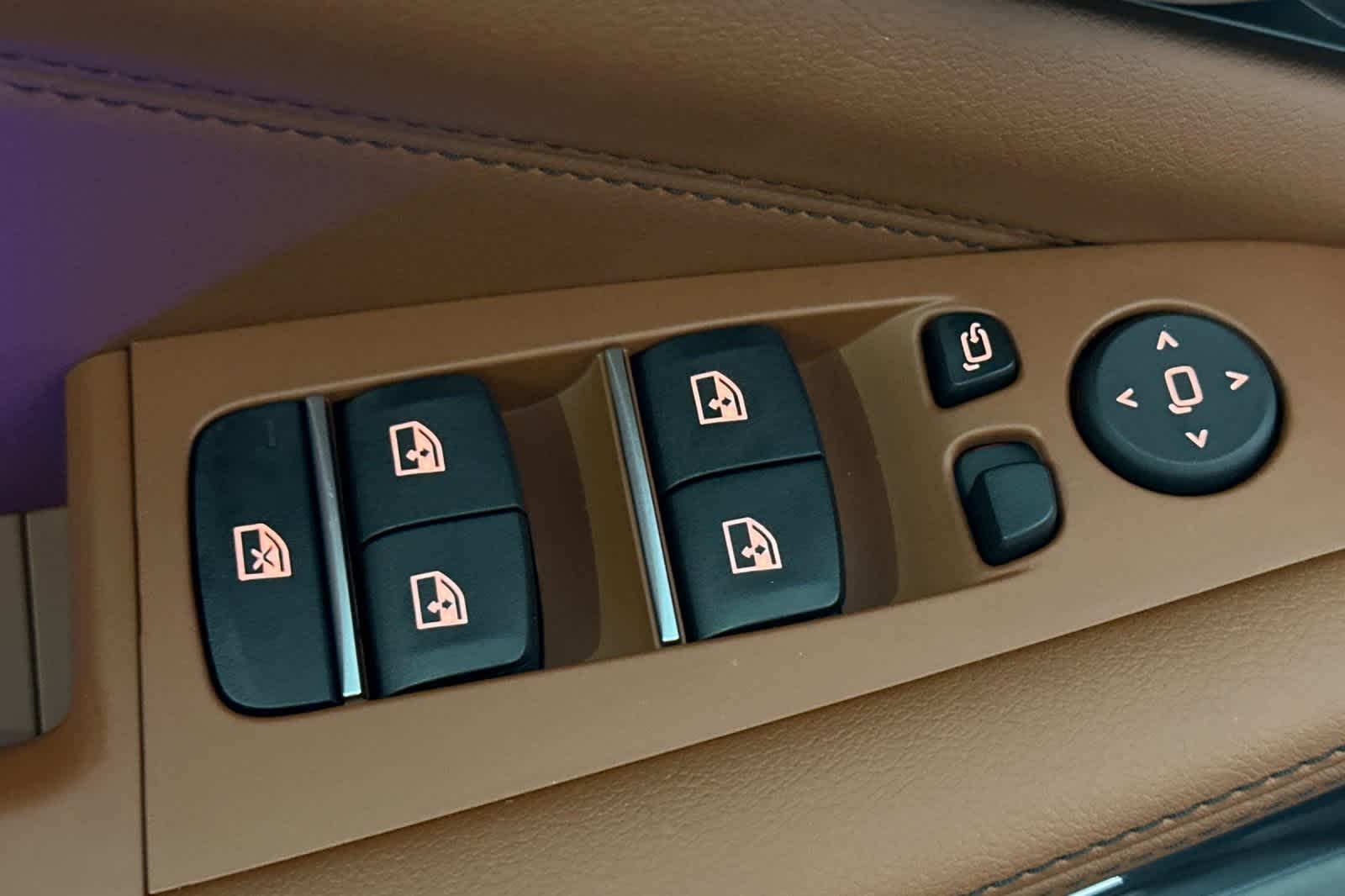 Thumbnail: 2026 BMW X5 - 13