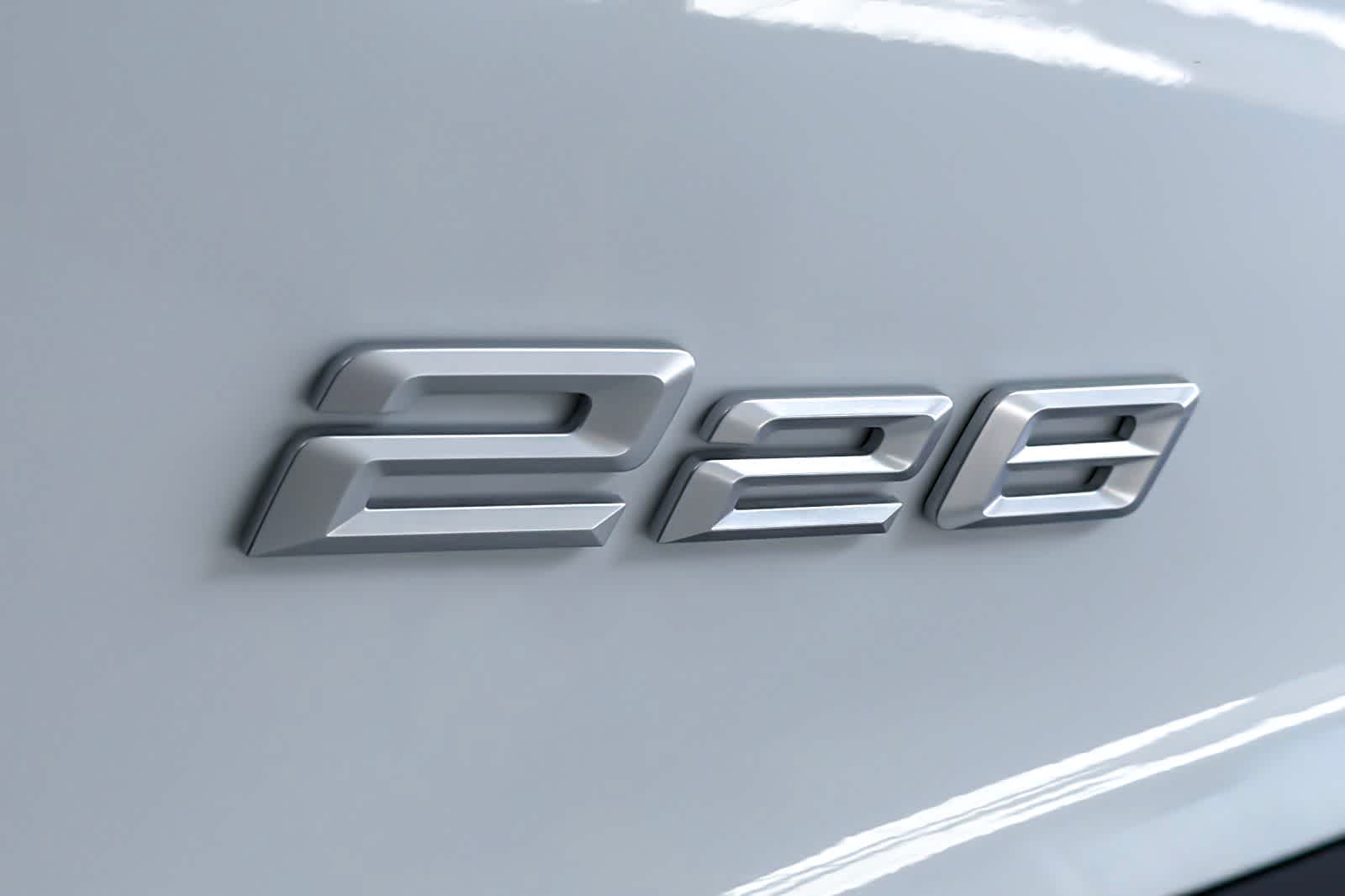 Thumbnail: 2025 BMW 2 Series - 26