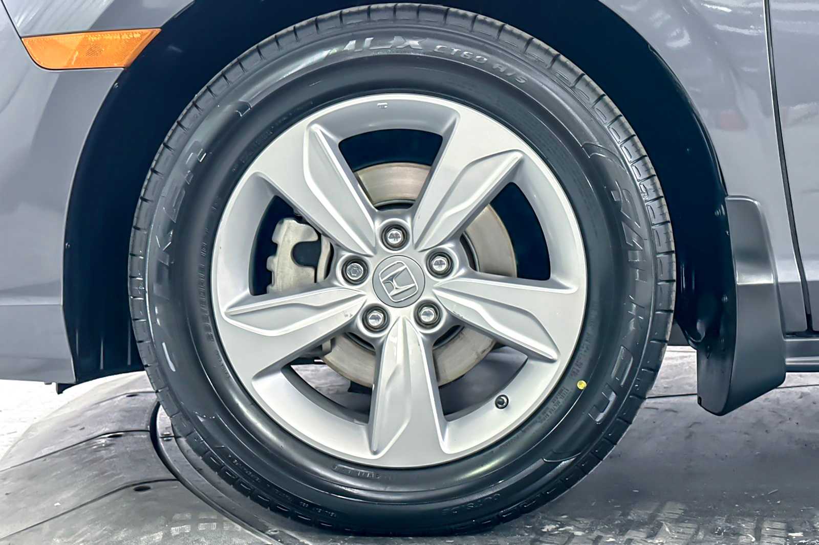 Thumbnail: 2019 Honda Odyssey - 26