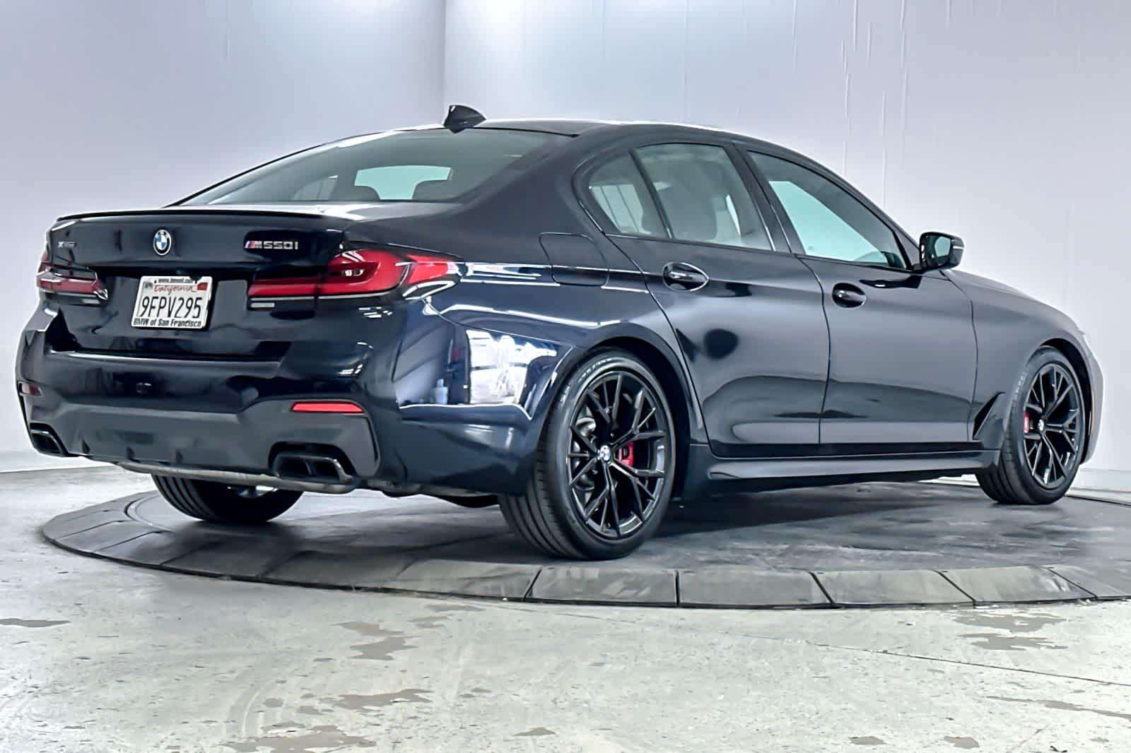 Thumbnail: 2023 BMW 5 Series - 2