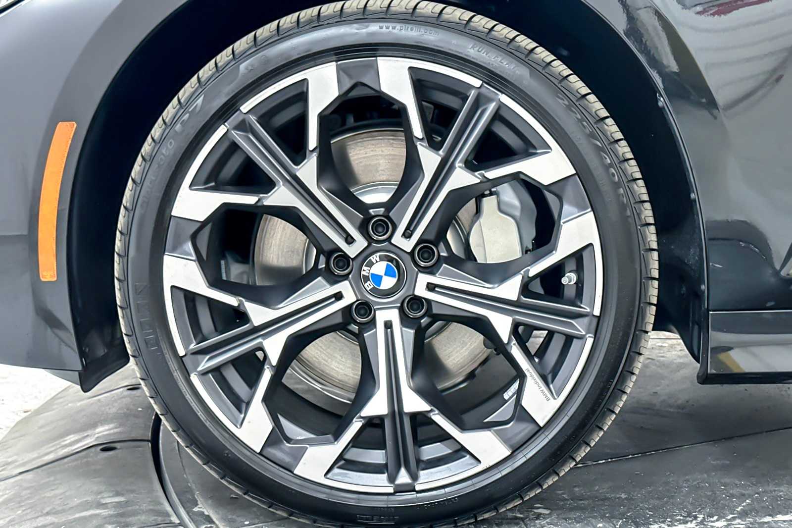 Thumbnail: 2026 BMW 3 Series - 24