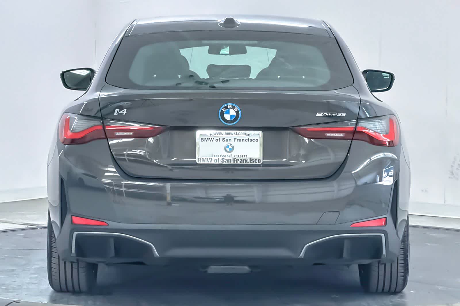 Thumbnail: 2023 BMW i4 - 6