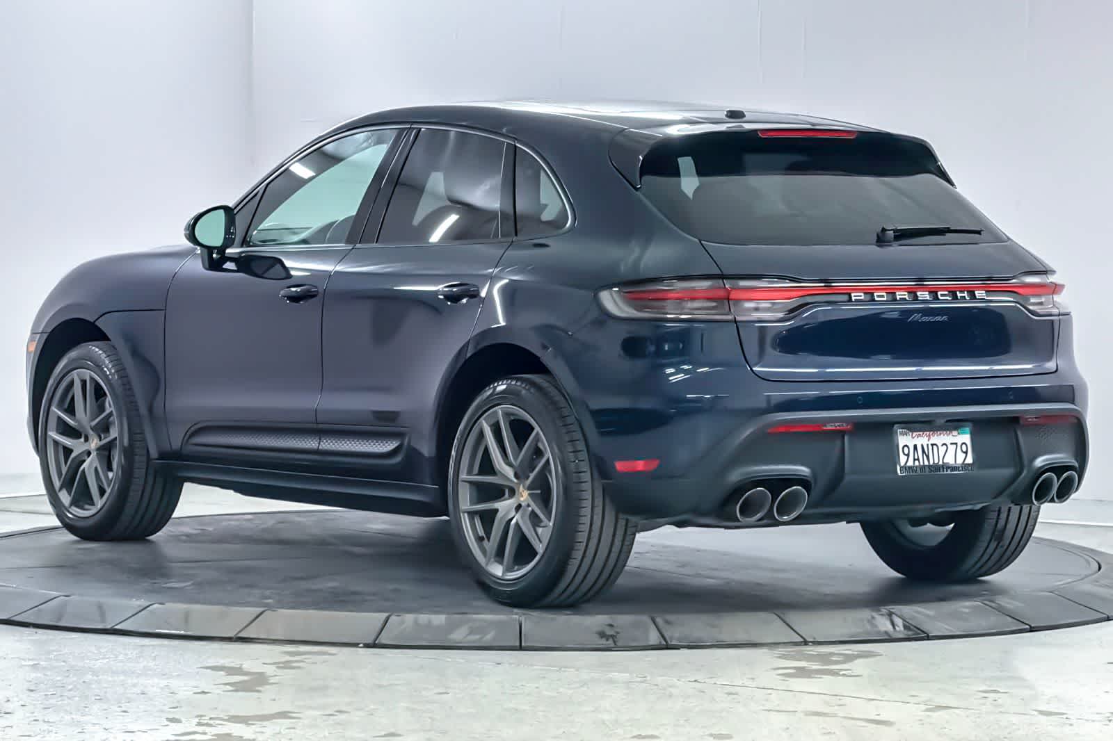 Thumbnail: 2022 Porsche Macan - 6