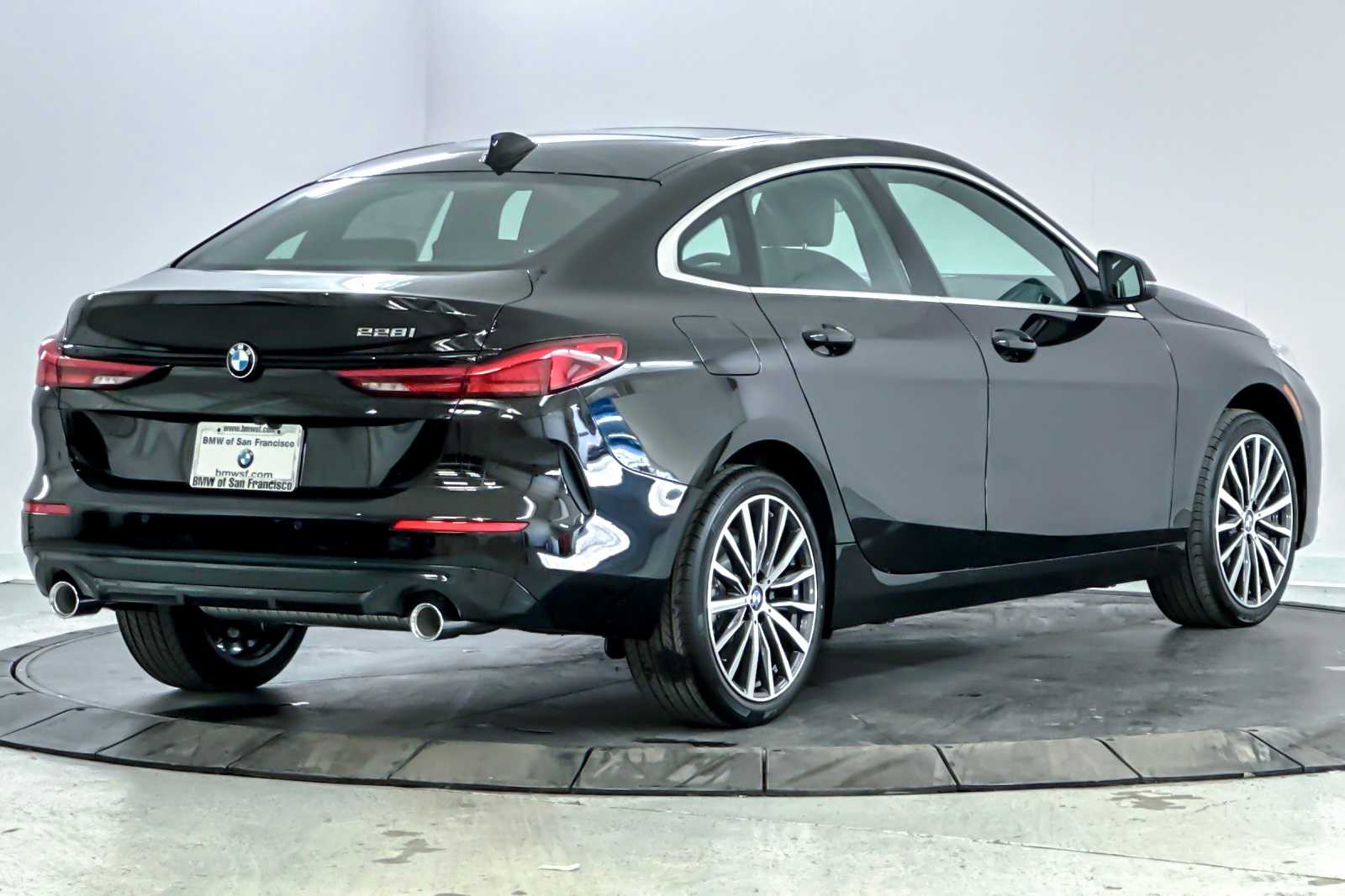 Thumbnail: 2024 BMW 2 Series - 2