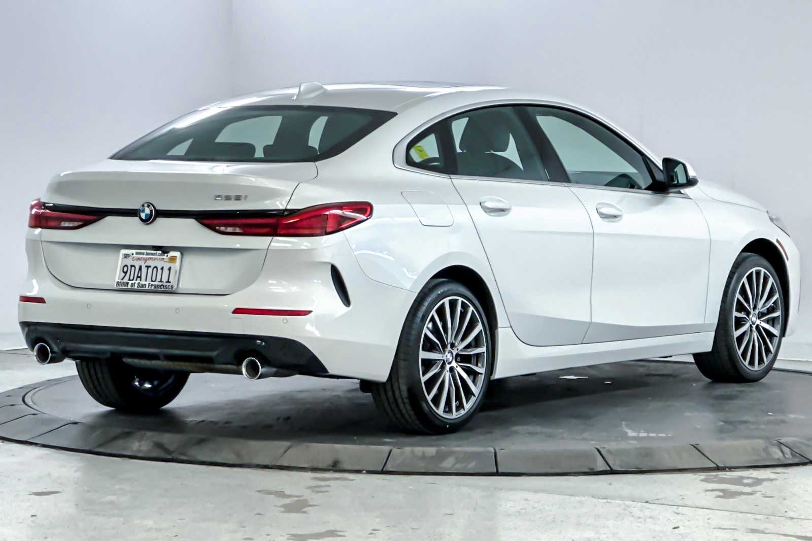 Thumbnail: 2023 BMW 2 Series - 2