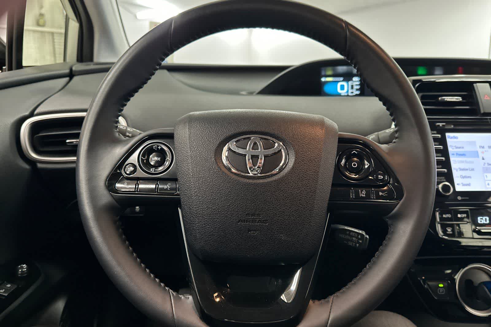 Thumbnail: 2020 Toyota Prius Prime - 23