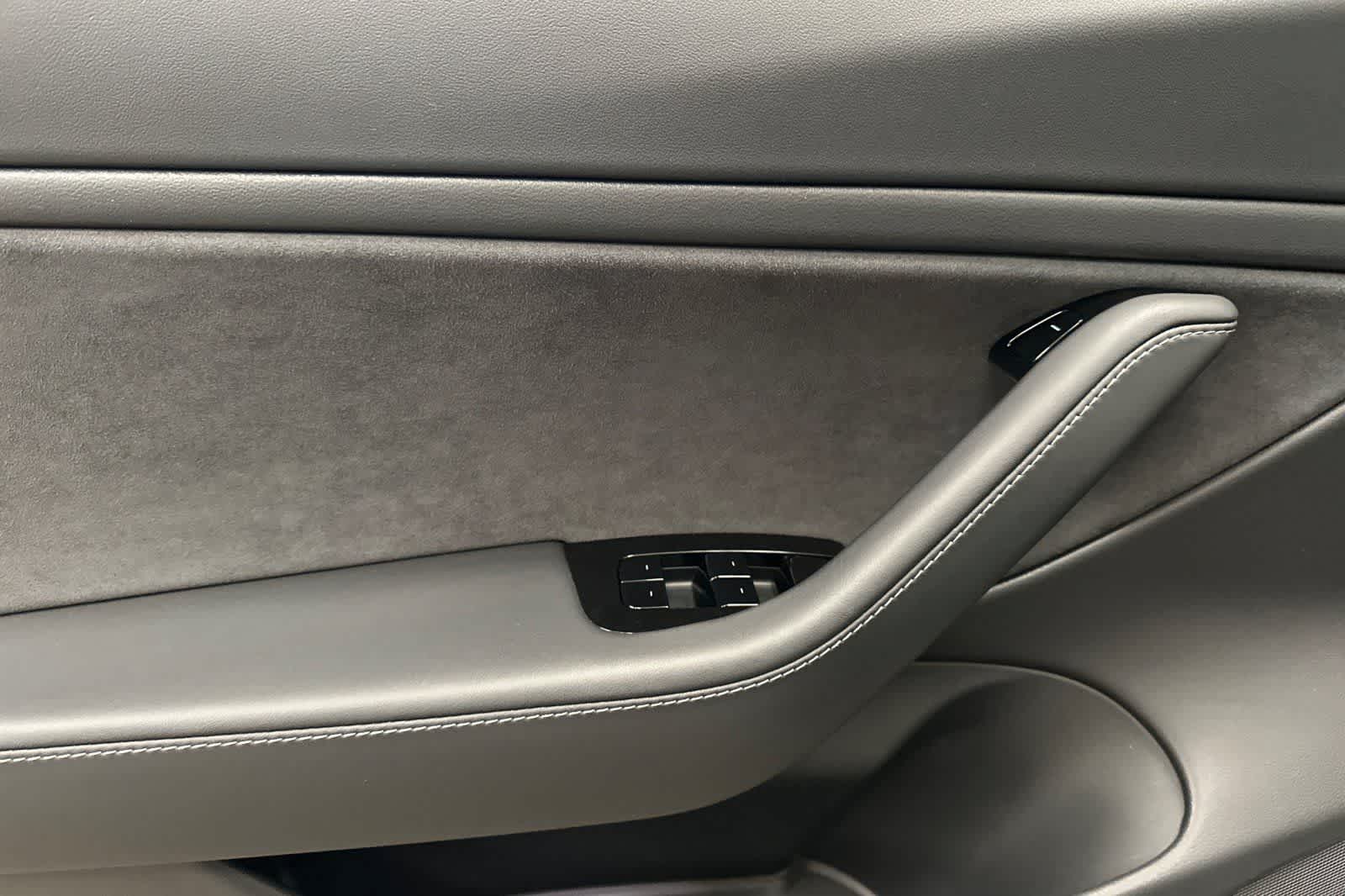 Thumbnail: 2018 Tesla Model 3 - 12