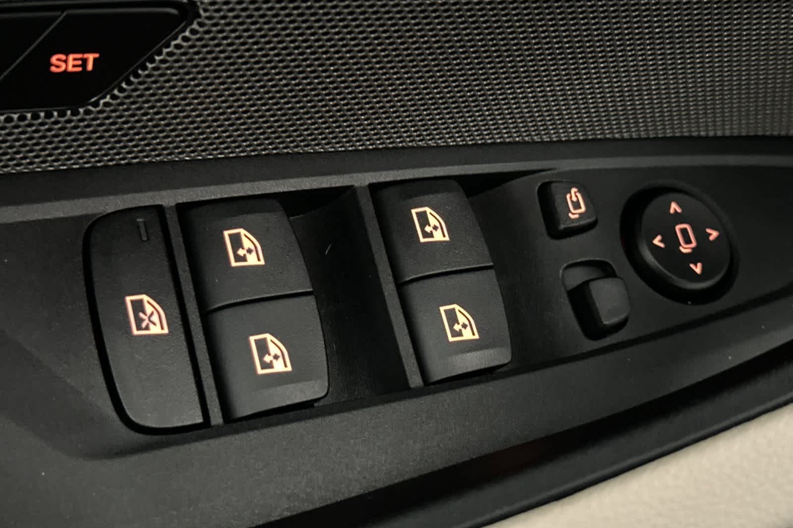 Thumbnail: 2025 BMW i4 - 13