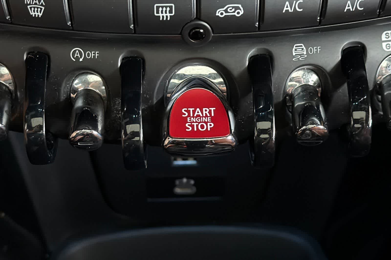 Thumbnail: 2023 MINI Cooper Hardtop - 23