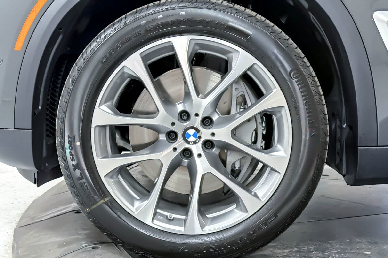 Thumbnail: 2026 BMW X5 - 25