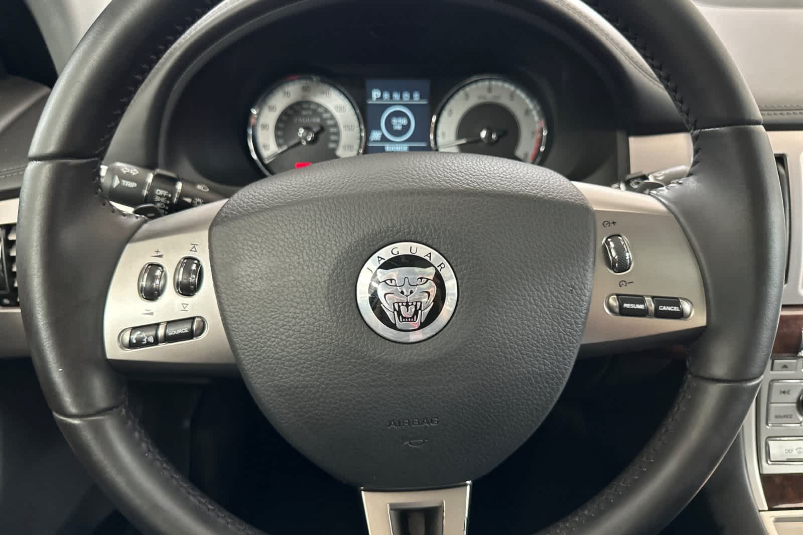 Thumbnail: 2011 Jaguar XF - 23
