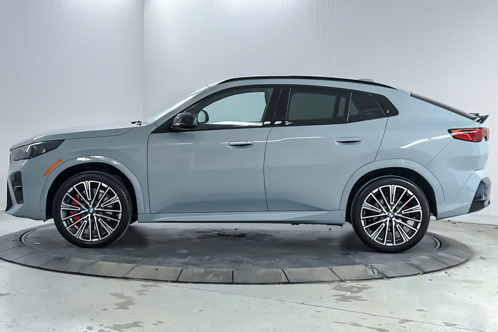 Thumbnail: 2025 BMW X2 - 5