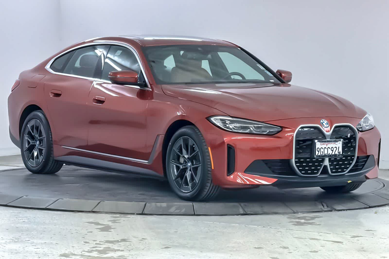 Thumbnail: 2023 BMW i4 - 9