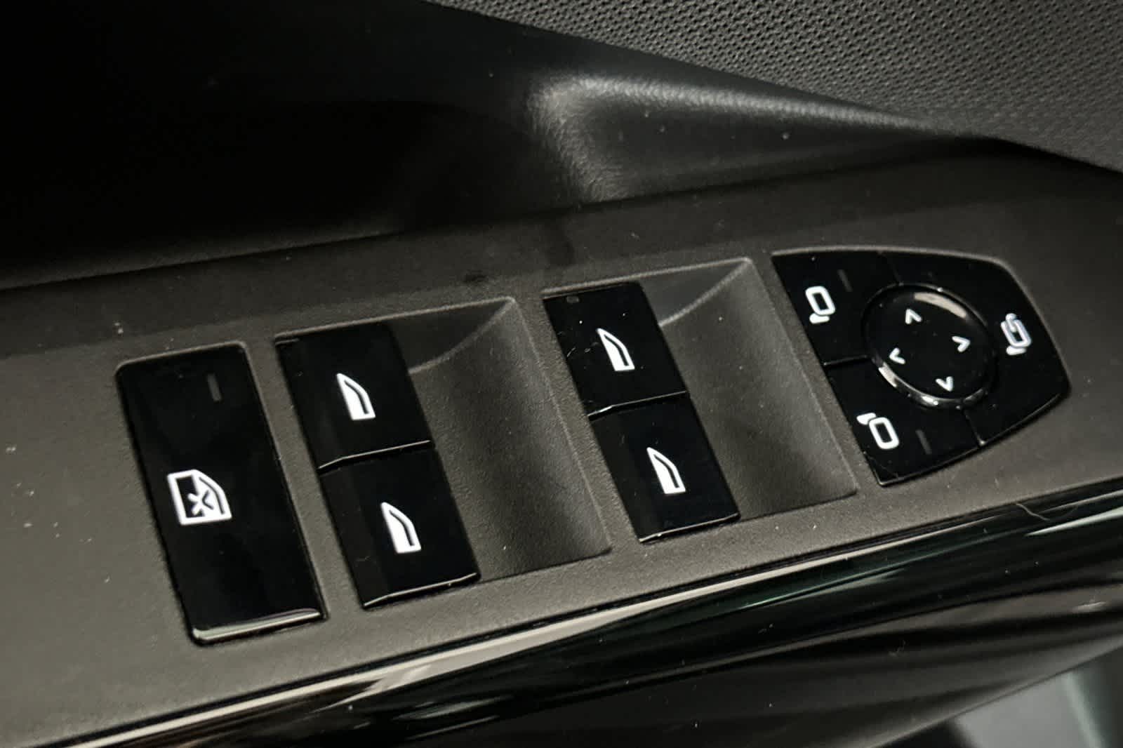 Thumbnail: 2026 BMW X3 - 13