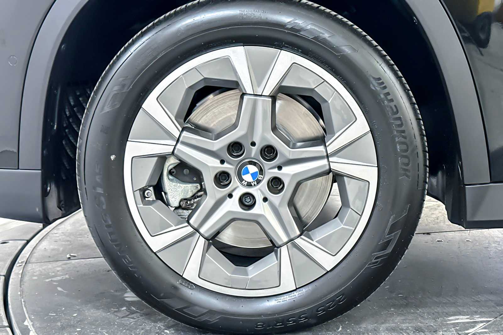 Thumbnail: 2023 BMW X1 - 27