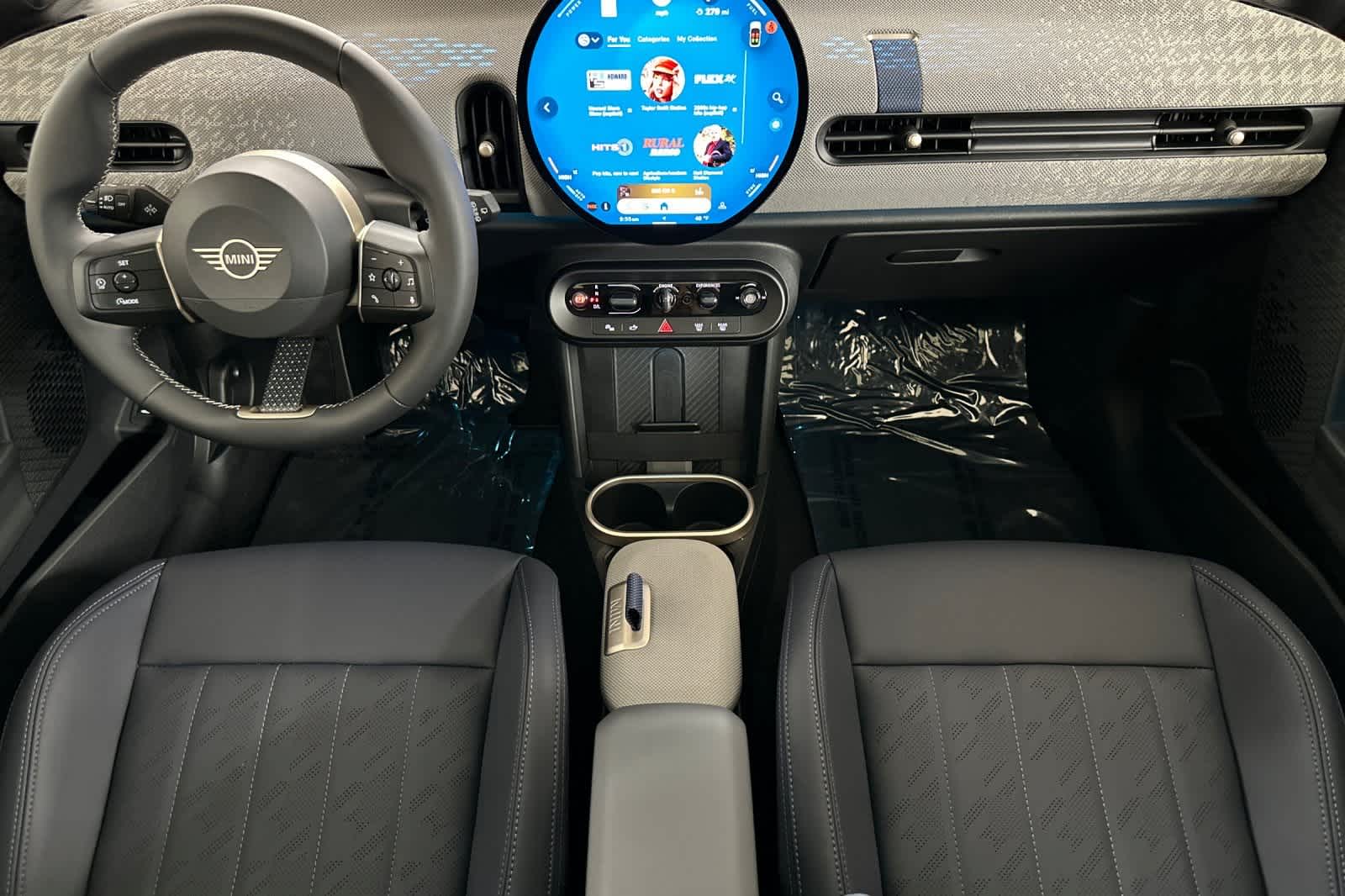 Thumbnail: 2025 MINI Cooper Hardtop - 3