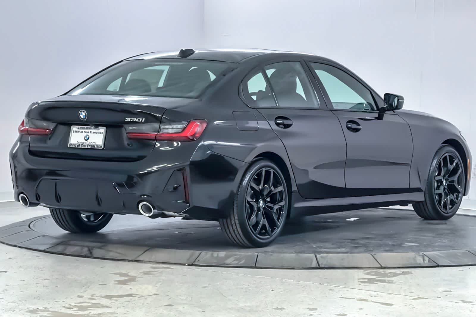 Thumbnail: 2026 BMW 3 Series - 2