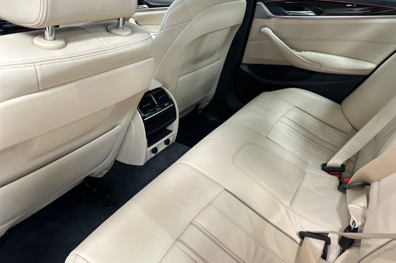 2017 BMW 5 Series 540i 4