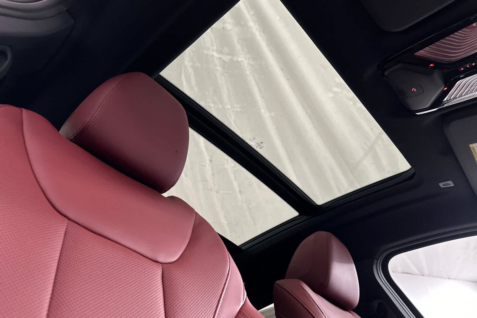 Thumbnail: 2025 BMW X4 - 17