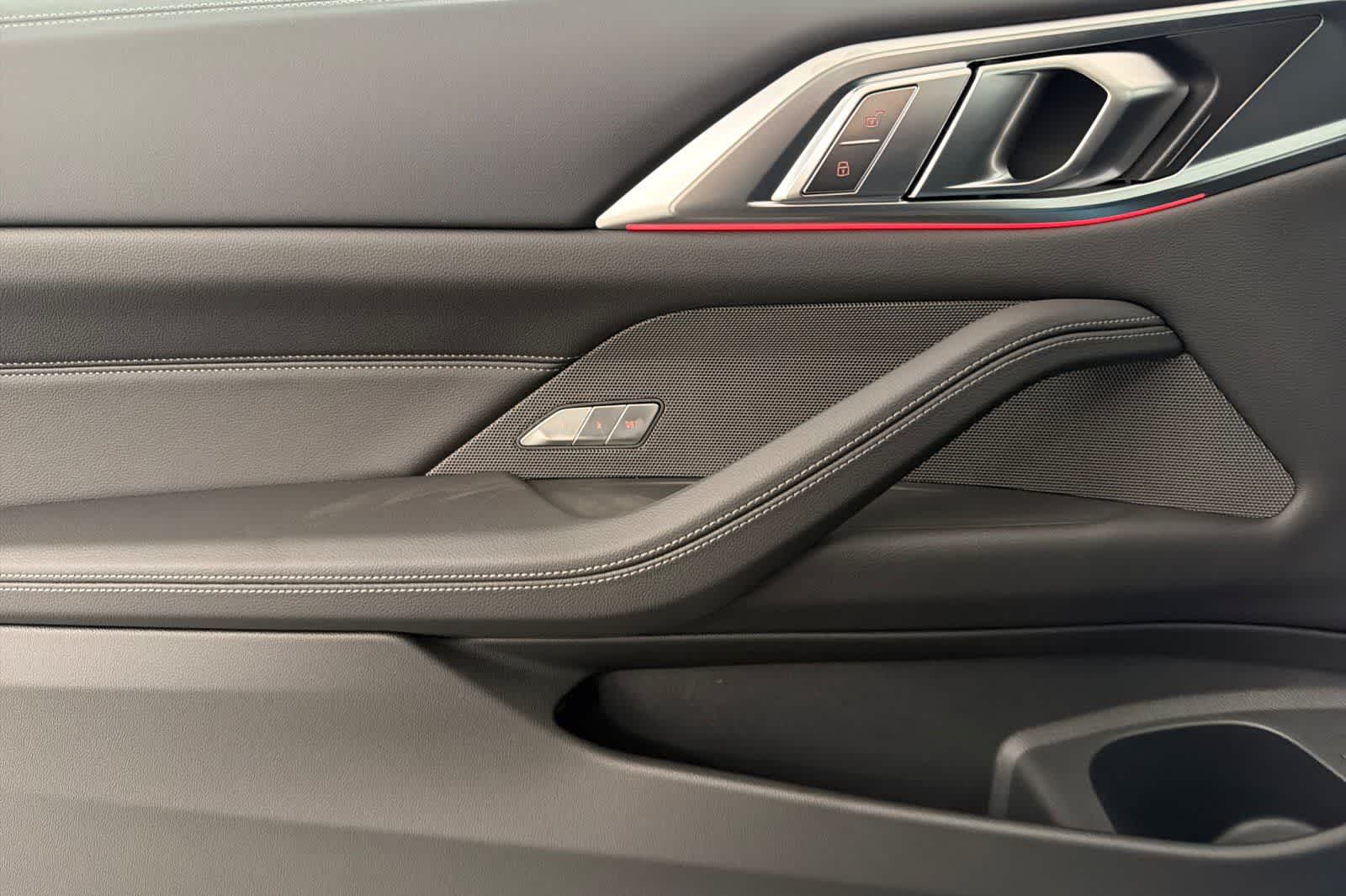 Thumbnail: 2026 BMW 4 Series - 12