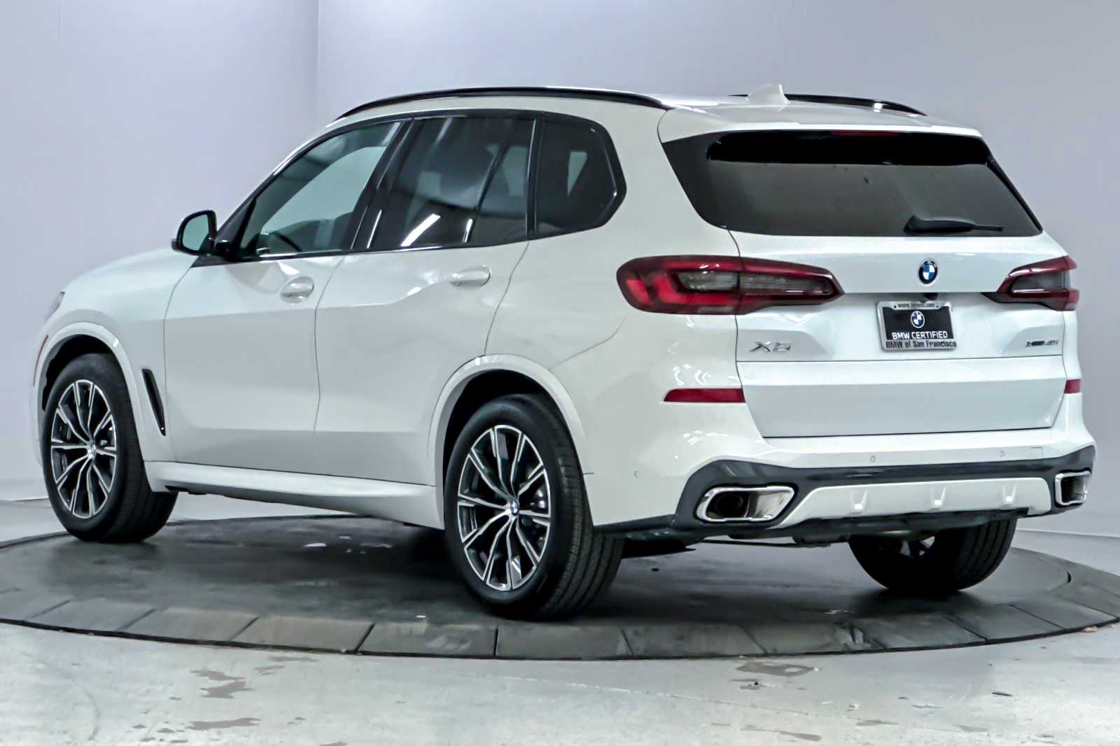 Thumbnail: 2023 BMW X5 - 6