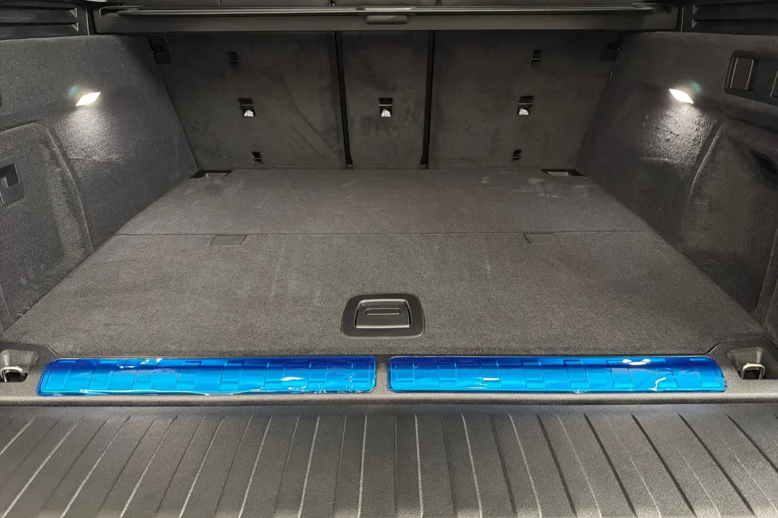 Thumbnail: 2026 BMW X5 - 15